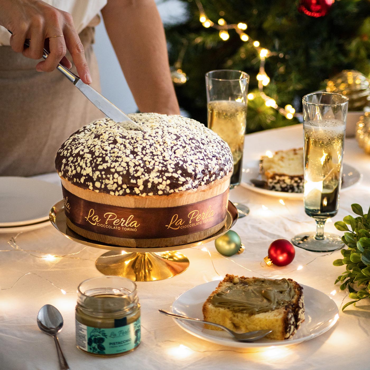 La Perla Pistacchio Panettone. 1kg - Image 2